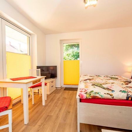 Villa Mia Nr 1 Mit Terrasse Eg 1 Raum Wohnung Goehren  Exterior foto