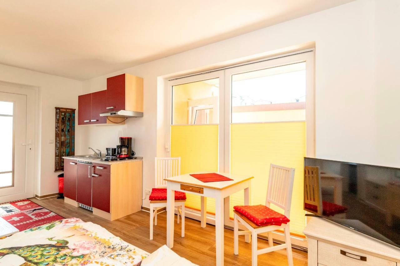 Villa Mia Nr 1 Mit Terrasse Eg 1 Raum Wohnung Goehren  Exterior foto